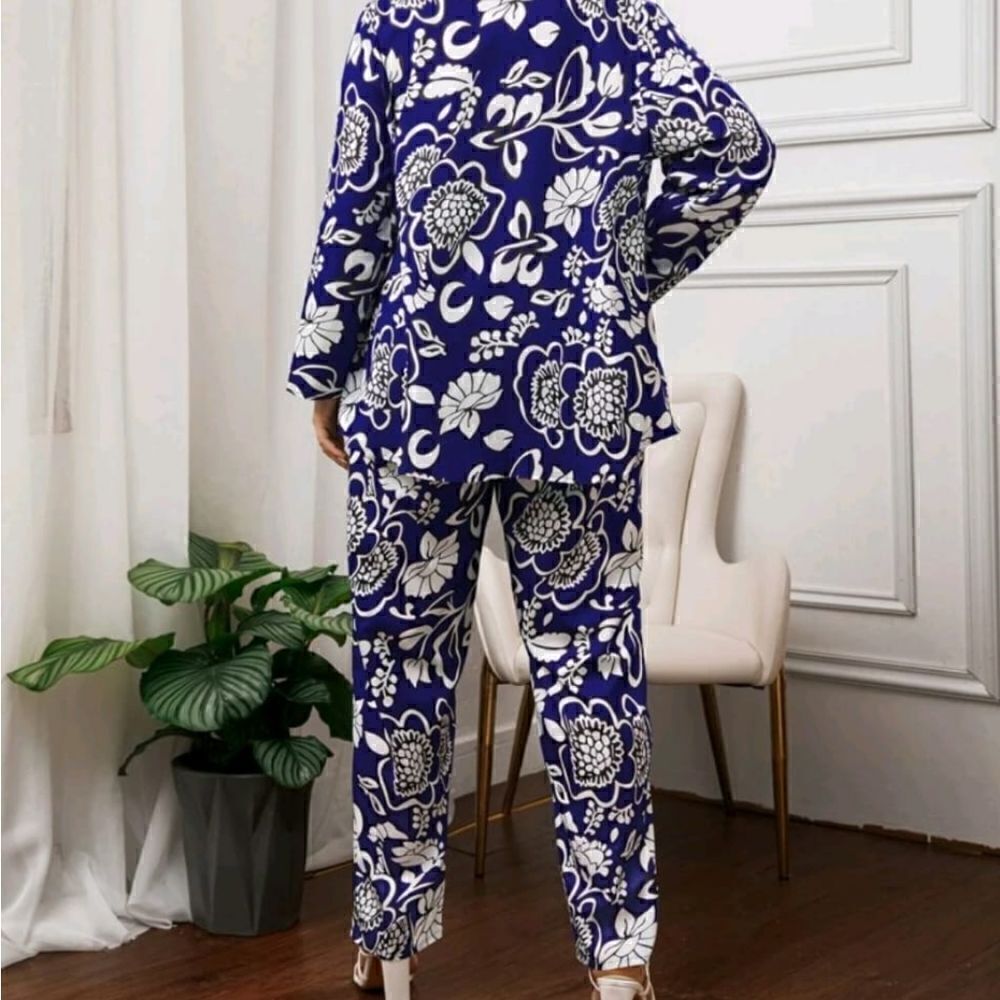 Floral Blue Women's 2 Piece Set - Picture 3 of 4